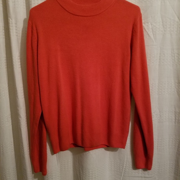 Sweater - Picture 2 of 3